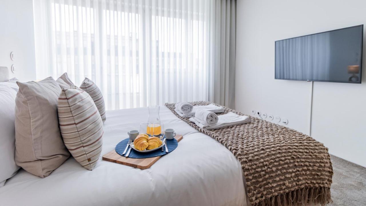 Ceuta Studio Apartments By Lovelystay Porto Exterior photo