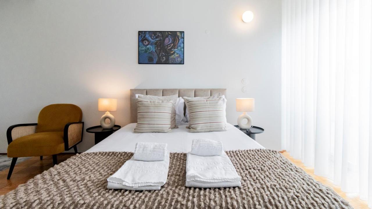 Ceuta Studio Apartments By Lovelystay Porto Exterior photo